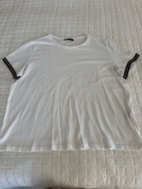 ZARA White Crew Neck T-Shirt